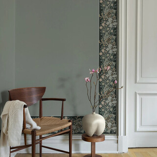 golden lily border 182106-amb