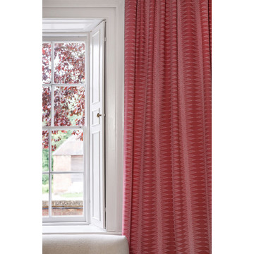 Indian Stripe Snug Red amb