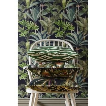 Tropical story cushions amb