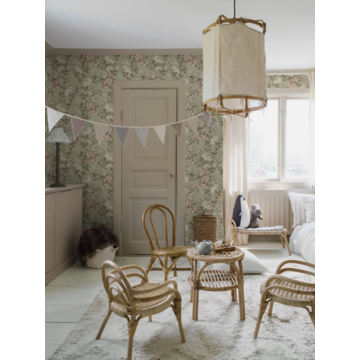 6931_MagicForest_Roomshot_2.jpeg (WEBP-kuva 900 × 1200 kuvapistettä) — Pienennetty (79 % alkuperäisestä)