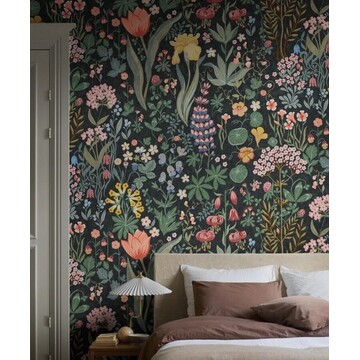 Blomsterhav Grand Black 392x250-amb-2