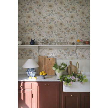 S10556_Solveig_Misty-Blue_Sandberg-Wallpaper_interior1