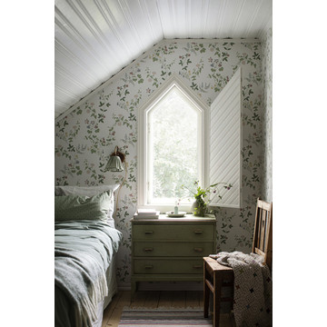 MidsummerEve_Image_Roomshot_Bedroom_Item_7680_PR